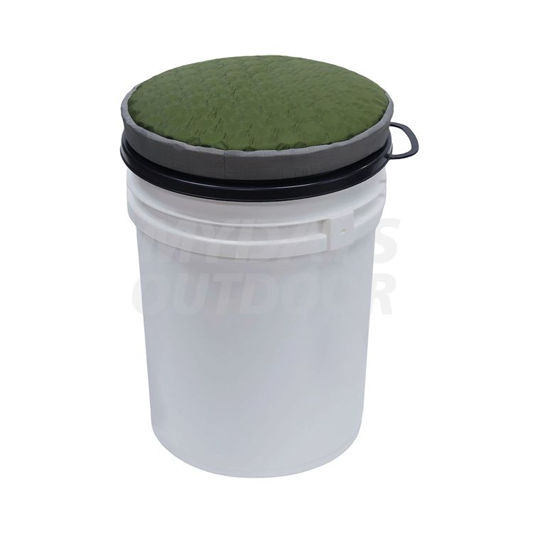 Twisting Bucket Lid Seat (1) Twisting Bucket Lid Seat (1)