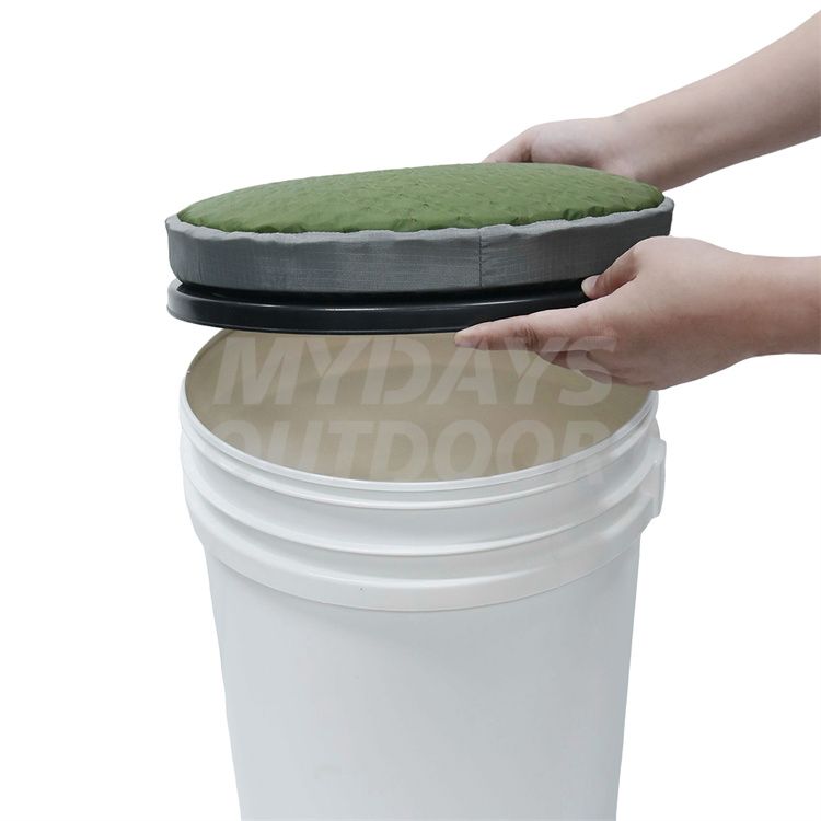 Twisting Bucket Lid Seat (2) Twisting Bucket Lid Seat (2)