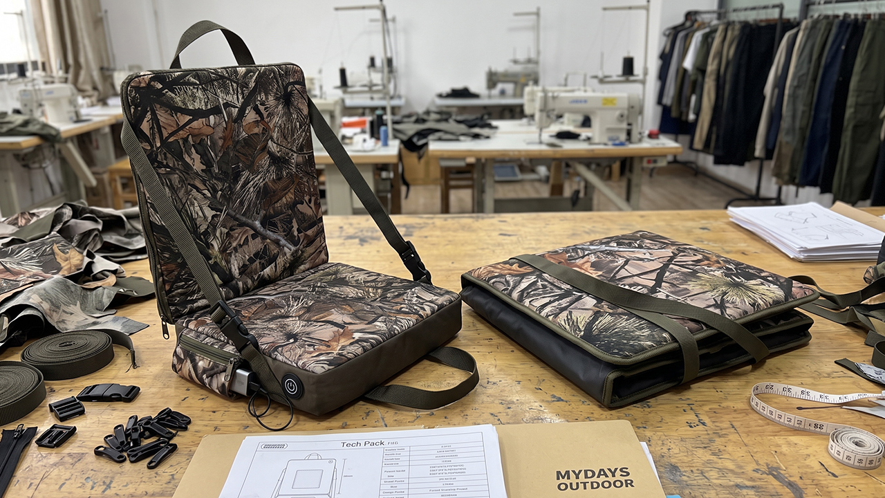 custom-foldable-heated-hunting-cushions-mydays custom-foldable-heated-hunting-cushions-mydays